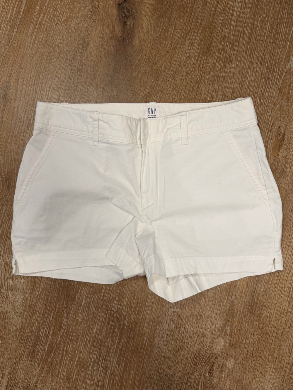 GAP Women's Off-White Cotton Shorts